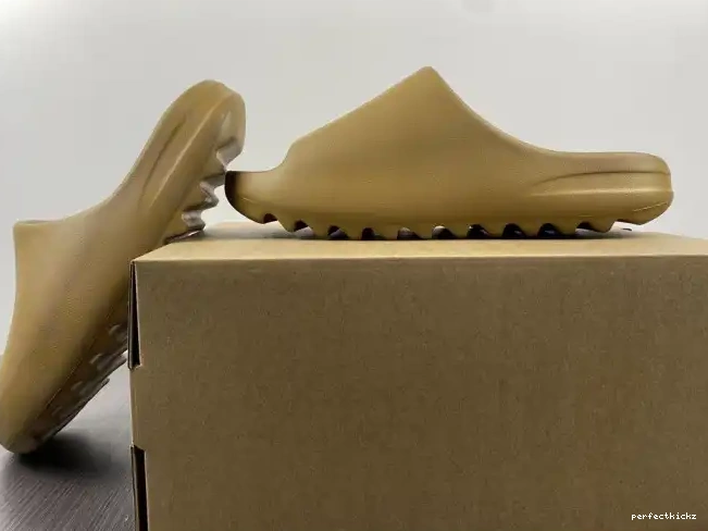 Adidas GW1931 Slide Ochre Yeezy 0704